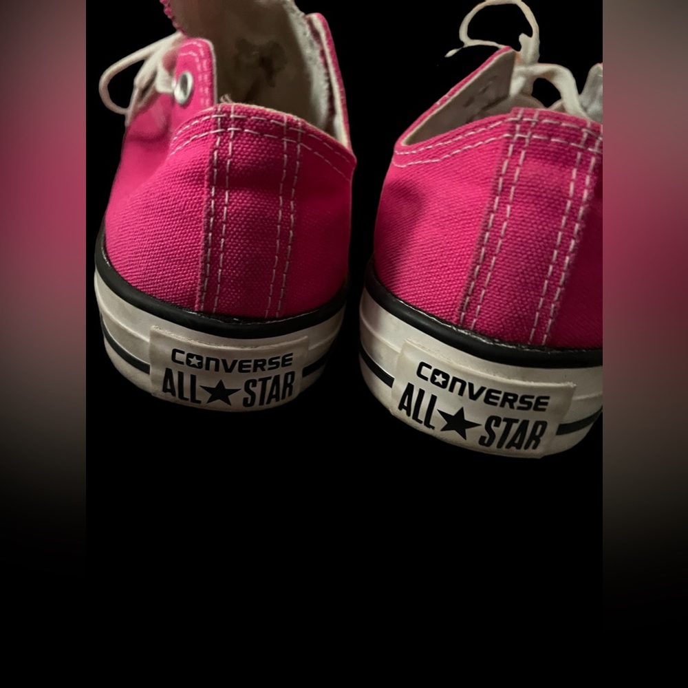 Pink Converse - Picture 3 of 4